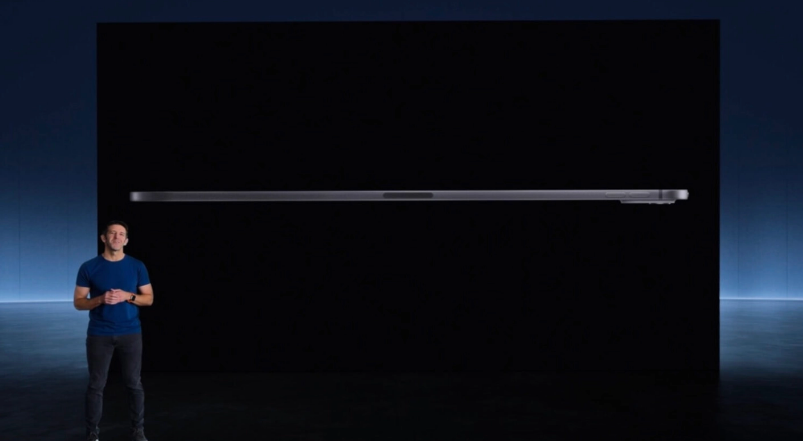 苹果调侃起安卓来也是没谁了：应该换iPhone X