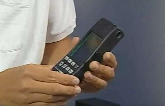 红色版苹果 iPhone 11R 渲染图曝光