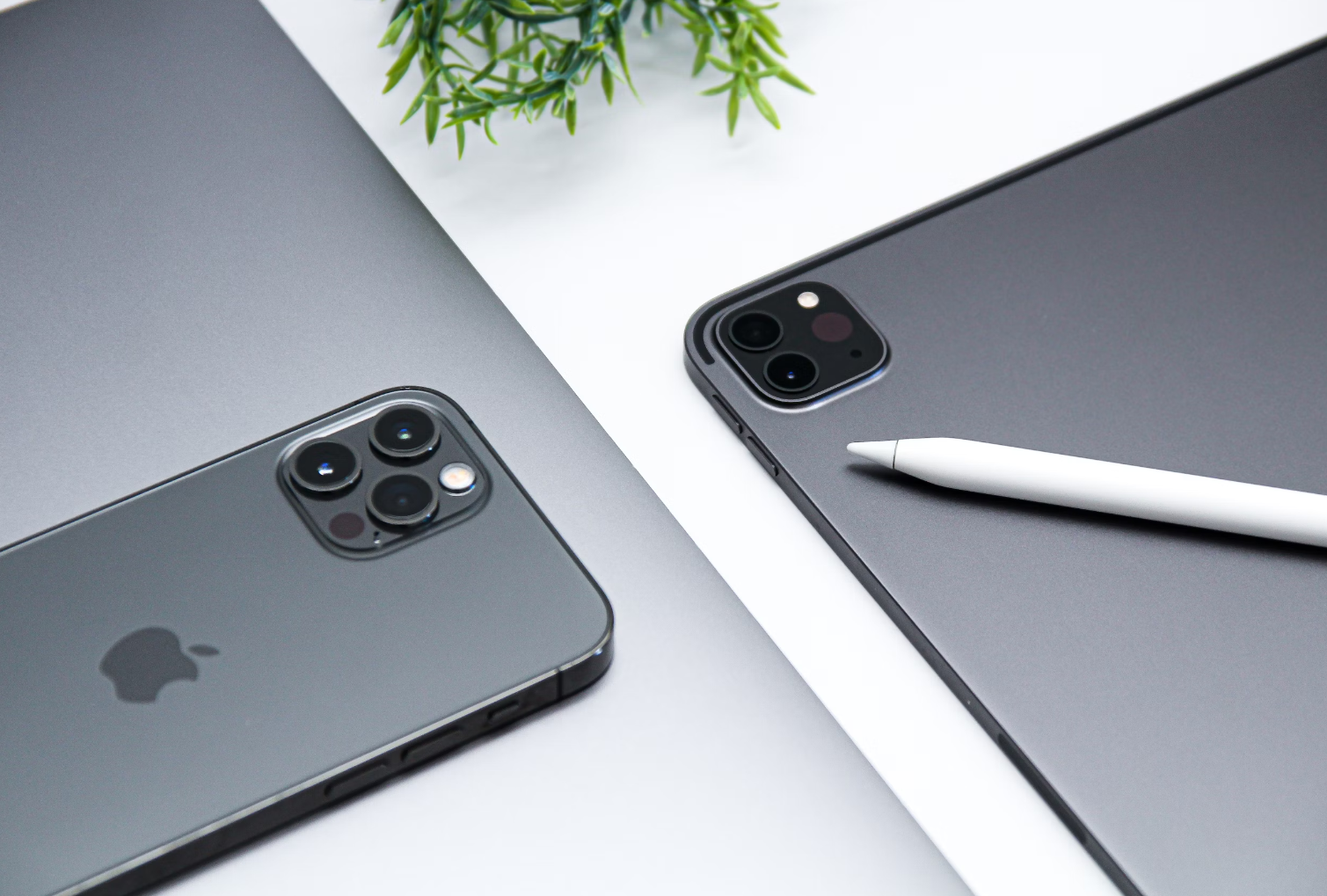 iPhone 15价格狂降！史上最低！！！