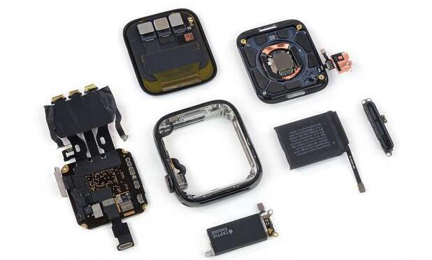 苹果有望 2026 下半年推出折叠 iPhone