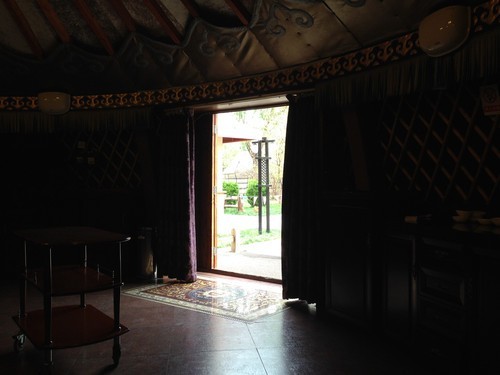 苹果智能电池保护壳体验：不值得