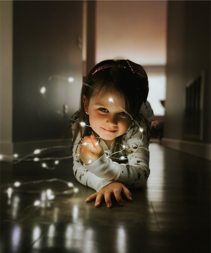 概念设计：iMac 底座秒变 iPhone 无线充电器