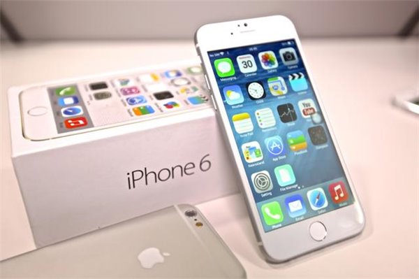 iPhone 7黑色、亮黑色真机对比：灵感是亮点