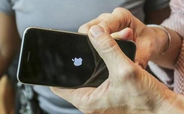 iPhone X全球遇冷，考验库克的时刻到了！