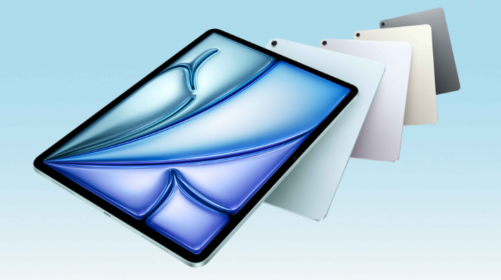 苹果（美国）重新上架 iPhone SE 清仓销售，售价约 1700 元