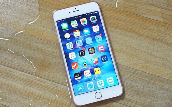 罗技发布 2018 款 iPad Pro 背光键盘保护壳