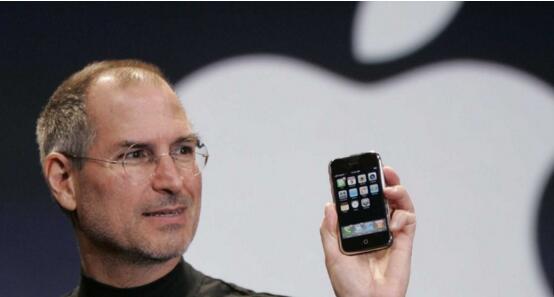 乔纳森回归苹果设计一线 2018年有没有惊喜？