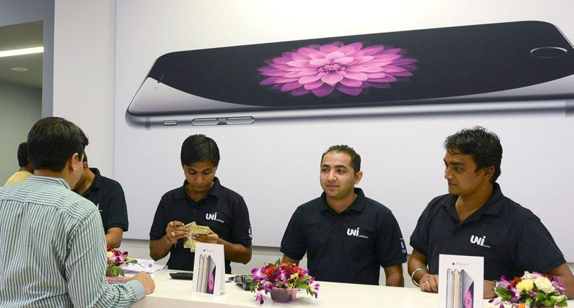 苹果 iPhone 12 Pro Max CAD 图曝光：刘海更小，边框更细