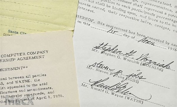 开发者新发现：AirPods或许会提供更多配色