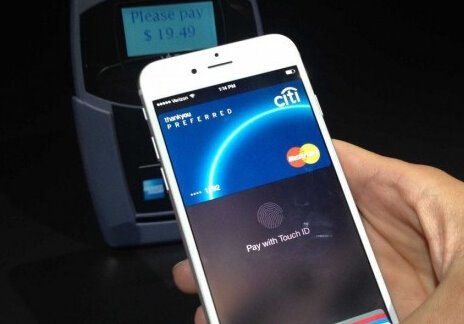 苹果精织斜纹 iPhone 保护壳遭吐槽：看上去廉价且容易划伤