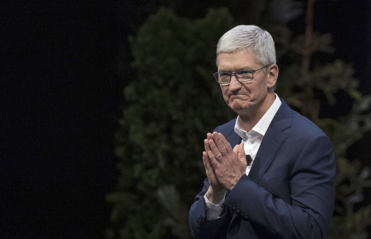 iPhone 7 Plus亮黑色裸奔用3个月后是这样的……