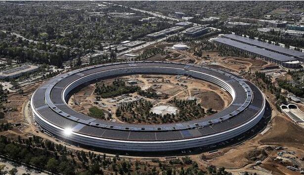 消息称苹果目前不会在 iPhone 上增加更多广告