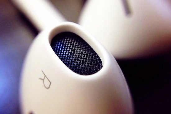 iPhone 在华很流行，但苹果不少赚钱的服务业务没落地