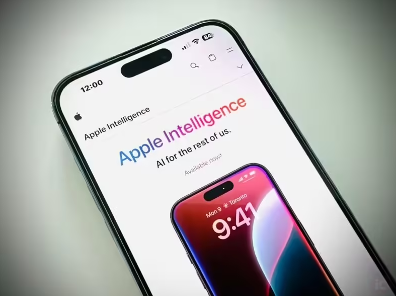 外媒发布新一代 iPhone 渲染图：取消刘海屏，后置三摄
