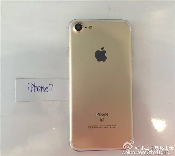 苹果允许用户对更多的 iPhone、iPad 和 Apple Watch 应用进行评分