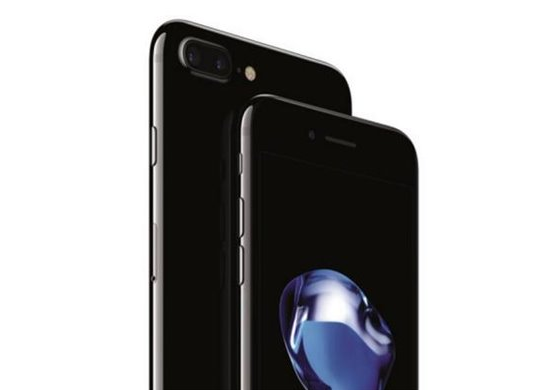 用户怒告苹果：App Store垄断 下软件只能用它