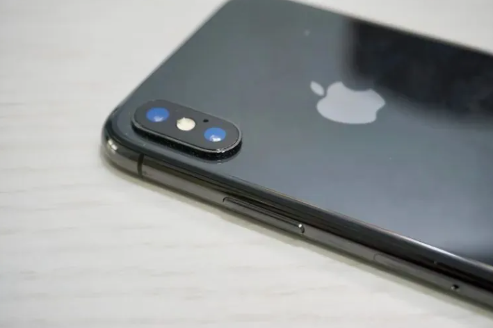 古尔曼：苹果 2024 年的重点集中在 Vision Pro 等可穿戴设备，而非 iPhone