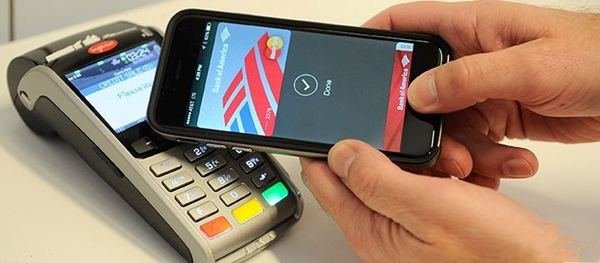 iPhone背面的新科技 : 墨水屏大放异彩