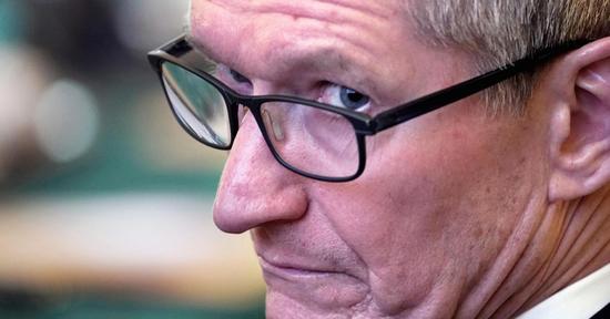 iPad Pro 搭载的 USB-C 接口拓展性不输于 Mac 系列 Thunderbolt 雷电接口