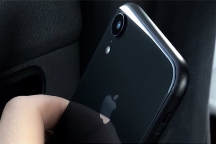 泄露代码再次证实iPhone 8支持无线充电