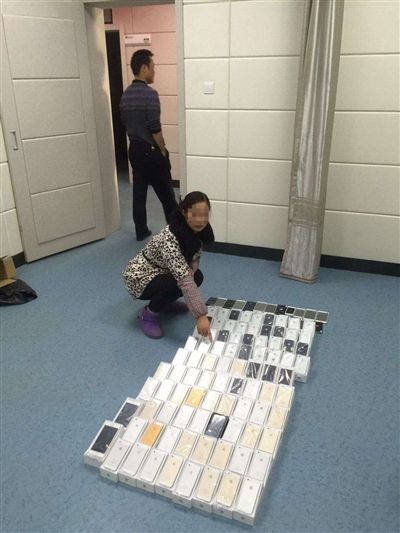 iPhone 13 系列发布后，苹果官网下架 256GB 版 iPhone SE 2