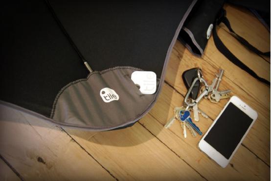 为庆祝苹果新总部正式落成，Lady Gaga 在 Apple Park 举办演唱会