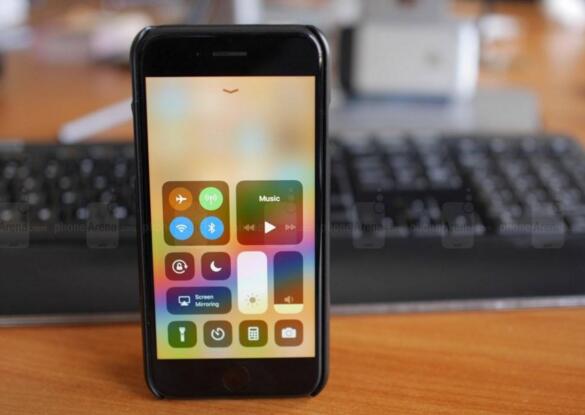 苹果 CEO 蒂姆・库克将获得 1.14 亿美元限制性股票，需工作到 2025 年