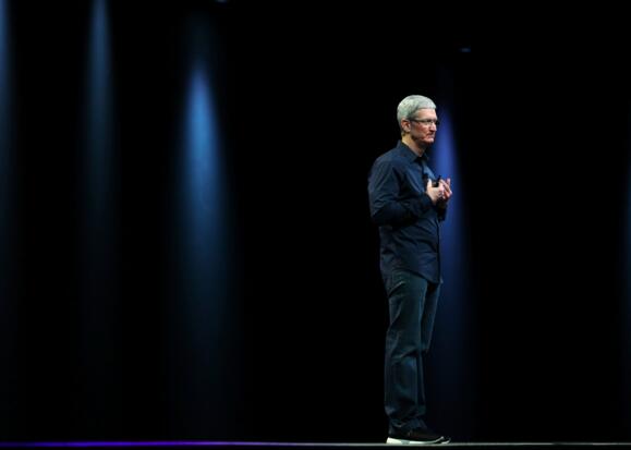 苹果官方微信上线前的三次改名：两巨头小型抗争史