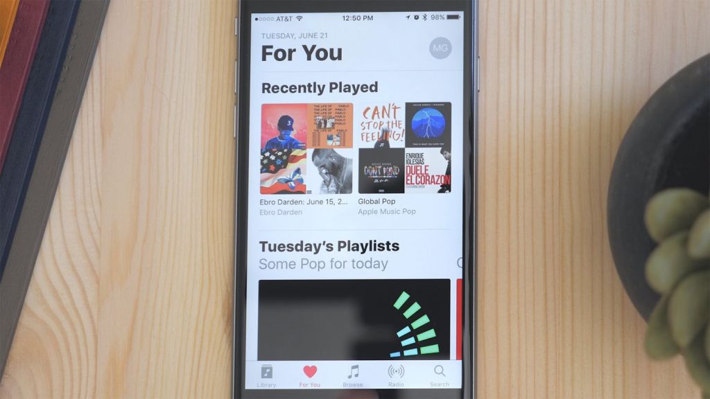 调查：CarPlay 的满意度高于 Android Auto