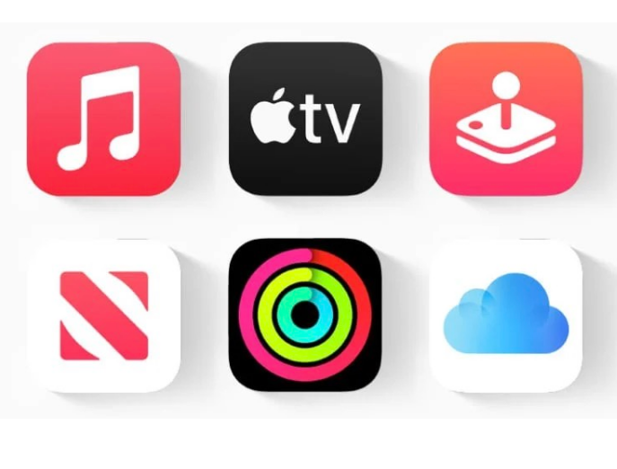 评论员将微软平板当作iPad支架