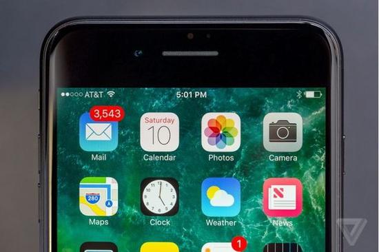 苹果正式推出 AirPods 3：更出众的无线耳机