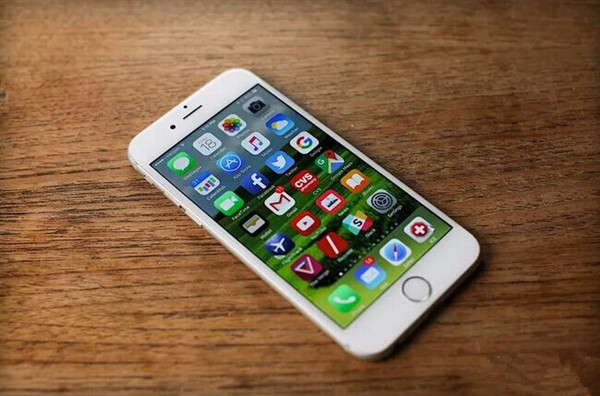 苹果 CEO 库克发文庆祝公司成立 45 周年